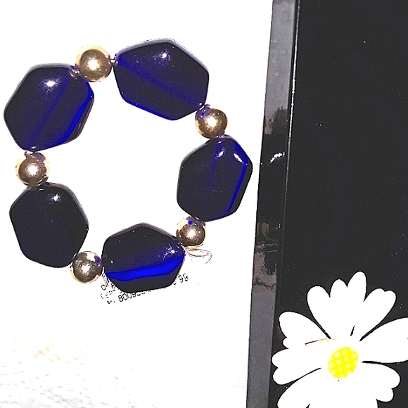 UNIQUE Bracelet Cobalt Blue Stones Beads Silver spacer Beads Handcrafted NEW - Picture 2 of 8